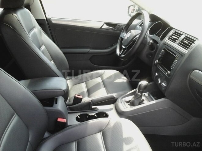 Volkswagen Jetta 2015, 40,000 km - 1.8 l - Bakı