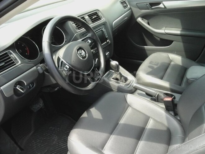 Volkswagen Jetta 2015, 40,000 km - 1.8 l - Bakı
