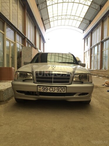 Mercedes C 240 2000, 450,000 km - 2.6 l - Bakı