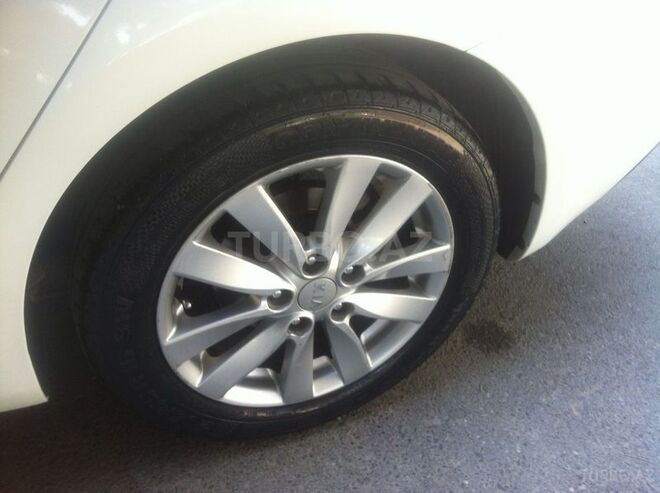 Kia Cerato 2013, 135,000 km - 1.6 l - Bakı