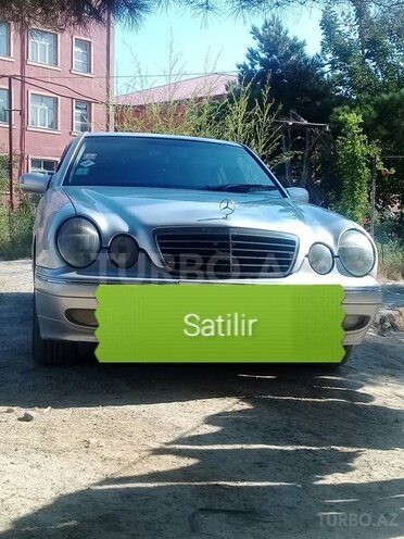 Mercedes E 220 1999, 33,000 km - 2.2 л - Bakı