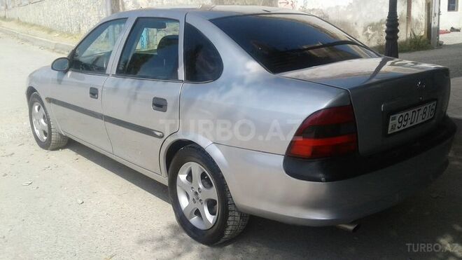 Opel Vectra 1998, 23,247 km - 1.6 l - Şəki