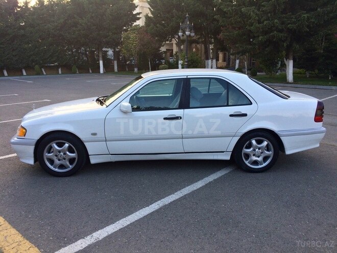 Mercedes C 240 1997, 261,161 km - 2.4 l - Bakı