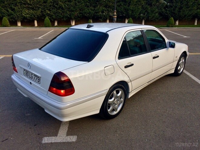 Mercedes C 240 1997, 261,161 km - 2.4 l - Bakı