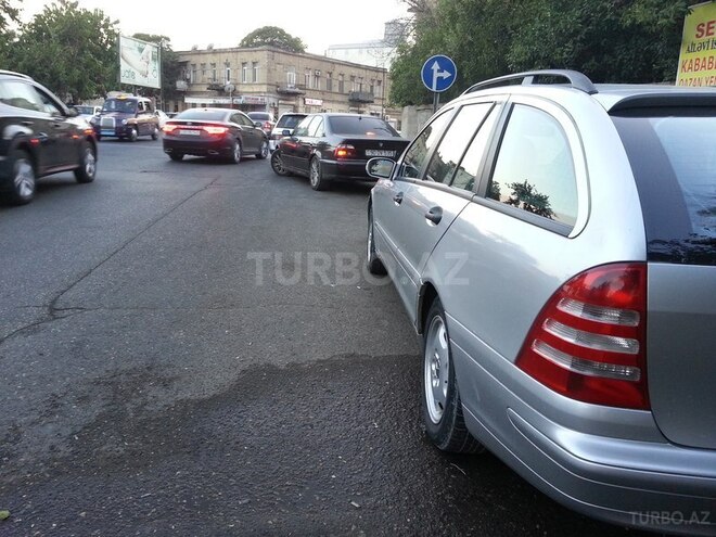 Mercedes C 200 2001, 155,000 km - 2.0 l - Bakı