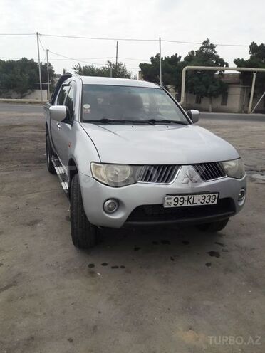 Mitsubishi L200 2008, 164,000 km - 0.3 l - Bakı