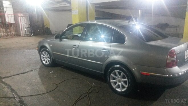 Volkswagen Passat 2004, 134,000 km - 1.8 l - Bakı