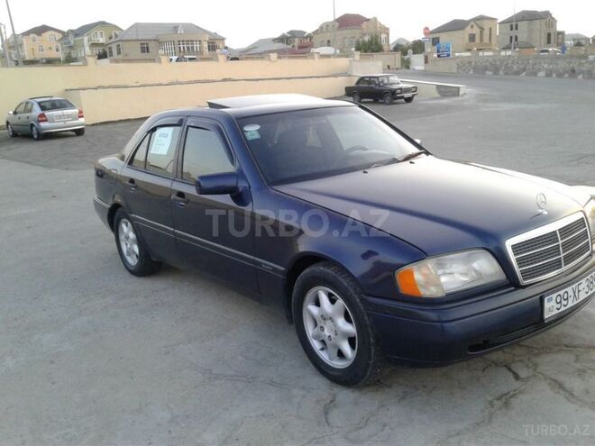 Mercedes C 220 1996, 372,000 km - 2.2 l - Sumqayıt