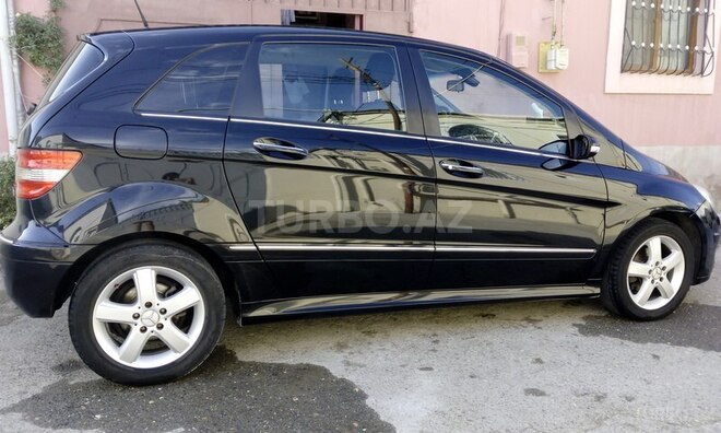 Mercedes B 170 2006, 105,000 km - 1.7 l - Bakı