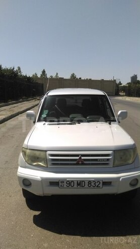 Mitsubishi Pajero io 1999, 204,000 km - 1.8 l - Bakı
