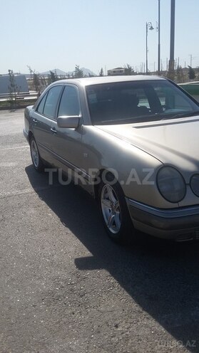 Mercedes E 300 1996, 227,000 km - 3.0 l - Bakı
