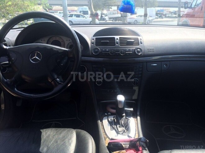 Mercedes E 320 2002, 227,000 km - 3.2 л - Bakı