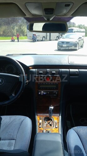 Mercedes E 300 1999, 440,800 km - 3.0 l - Bakı