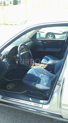 Mercedes E 300 1999, 440,800 km - 3.0 l - Bakı