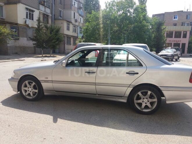 Mercedes C 220 1995, 290,000 km - 2.2 l - Xırdalan