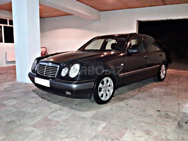 Mercedes E 320 1996, 220,000 km - 3.2 l - Bakı
