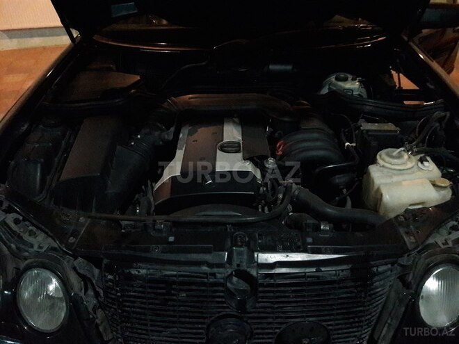 Mercedes E 320 1996, 220,000 km - 3.2 l - Bakı
