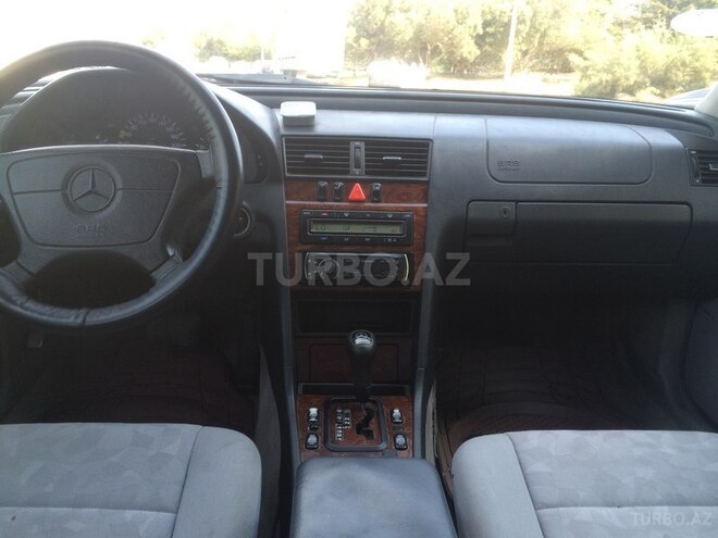 Mercedes C 180 1998, 298,000 km - 1.8 l - Bakı