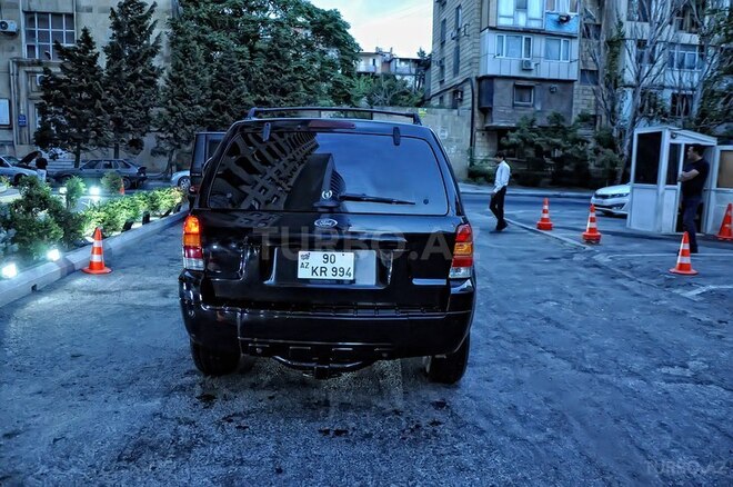 Ford Escape 2005, 210,000 km - 0.3 l - Bakı