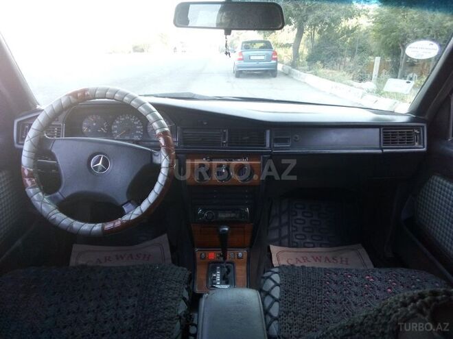 Mercedes 190 1992, 236,000 km - 2.3 l - Bakı