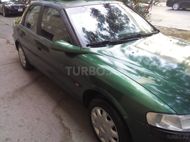Opel Vectra 1996, 232,000 km - 1.6 l - Bakı