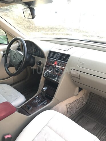 Mercedes C 180 1998, 233,000 km - 1.8 l - Zaqatala