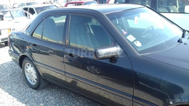 Mercedes C 180 1995, 382,480 km - 1.8 l - Gəncə