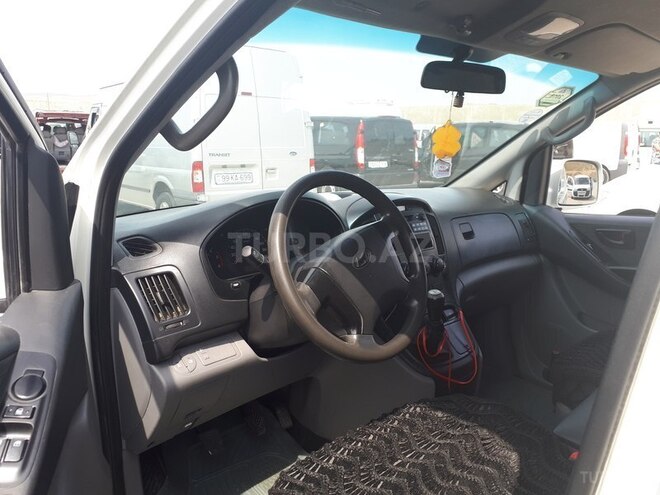 Hyundai H-1 2009, 214,400 km - 2.5 l - Bakı