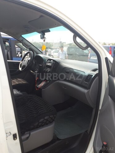 Hyundai H-1 2009, 214,400 km - 2.5 l - Bakı