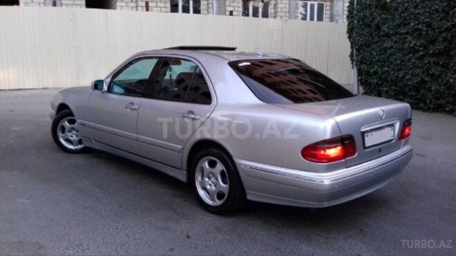 Mercedes E 240 2000, 23,565 km - 2.4 л - Bakı