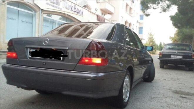 Mercedes C 200 1998, 156,000 km - 2.0 л - Şirvan