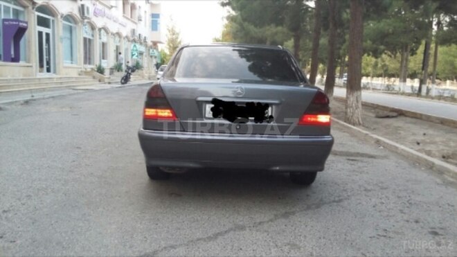 Mercedes C 200 1998, 156,000 km - 2.0 л - Şirvan