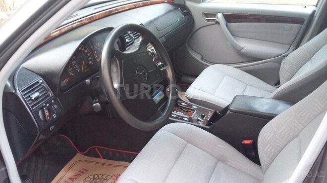 Mercedes C 200 1998, 156,000 km - 2.0 л - Şirvan