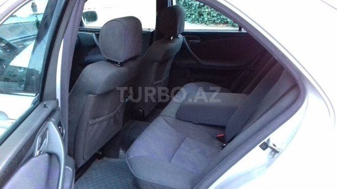 Mercedes E 240 2000, 23,565 km - 2.4 л - Bakı