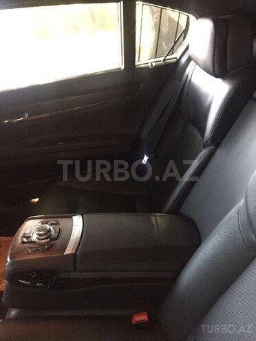 BMW 750 2009, 87,000 km - 4.4 л - Bakı