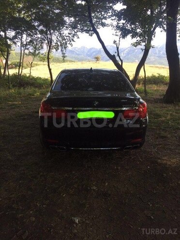 BMW 750 2009, 87,000 km - 4.4 л - Bakı