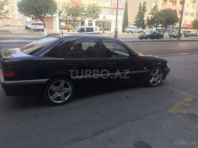 Mercedes C 200 1999, 268,000 km - 2.0 l - Bakı