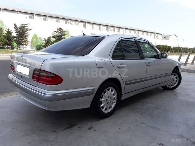 Mercedes C 220 2000, 265,000 km - 2.2 l - Bakı