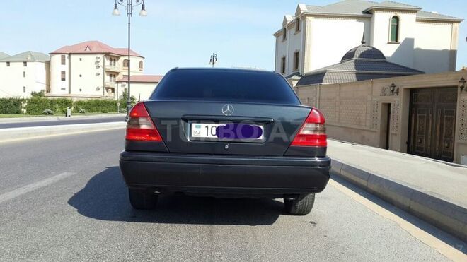 Mercedes C 180 1995, 300,000 km - 1.8 l - Bakı