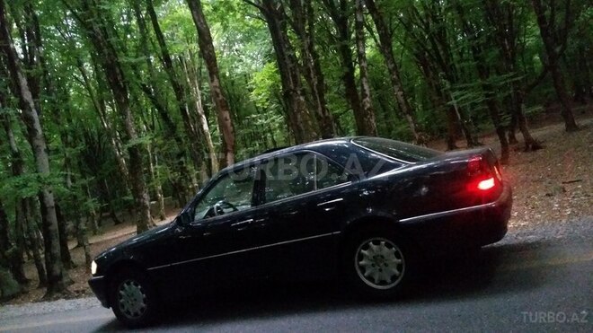 Mercedes C 230 1997, 286,000 km - 2.3 l - Bakı