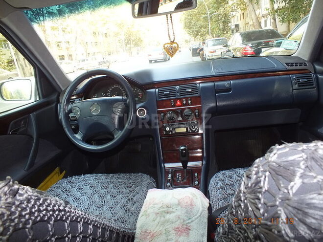 Mercedes E 200 2000, 150,000 km - 2.0 l - Mingəçevir