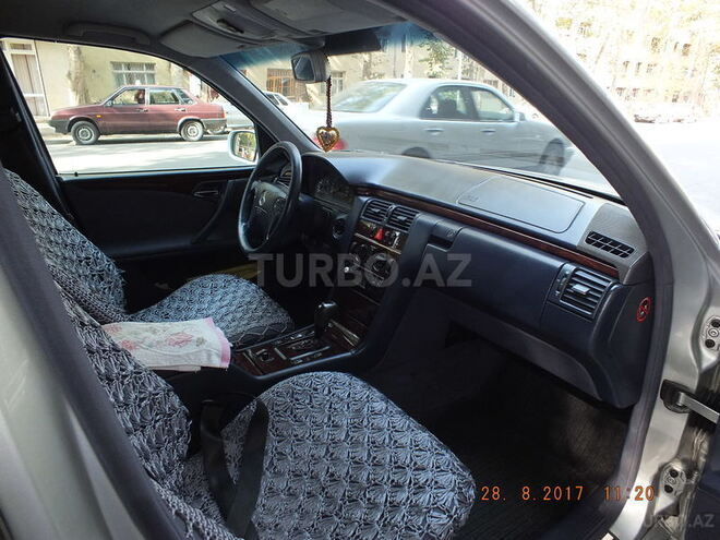 Mercedes E 200 2000, 150,000 km - 2.0 l - Mingəçevir