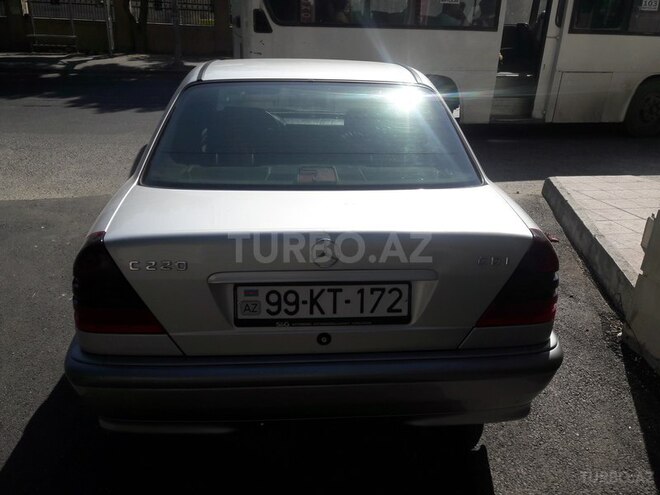 Mercedes C 220 2000, 388,000 km - 2.2 l - Bakı