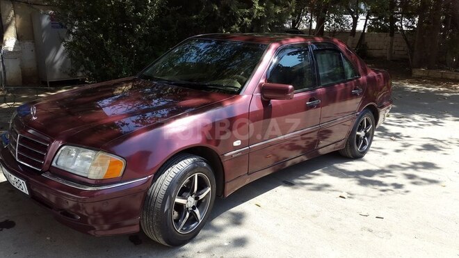 Mercedes C 240 1997, 252,000 km - 2.4 л - Bakı