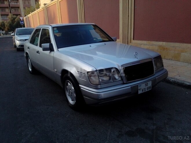 Mercedes E 300 1993, 496,000 km - 3.0 l - Bakı