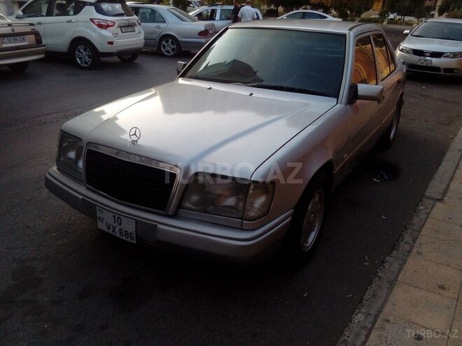 Mercedes E 300 1993, 496,000 km - 3.0 l - Bakı