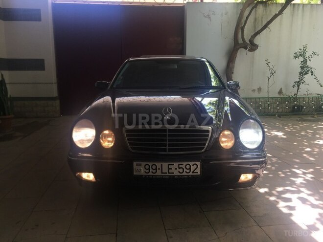 Mercedes E 240 2000, 215,000 km - 2.6 l - Bakı