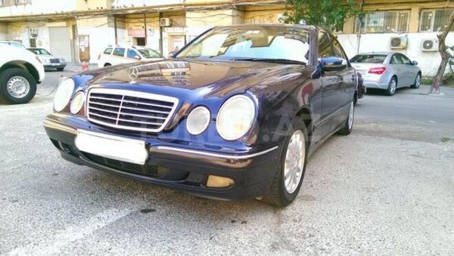 Mercedes E 220 2000, 238,000 km - 2.2 l - Bakı