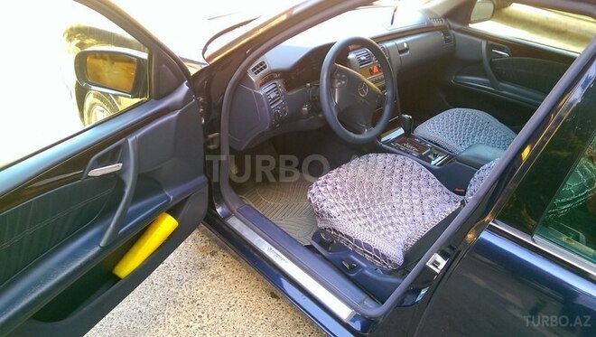Mercedes E 220 2000, 238,000 km - 2.2 l - Bakı