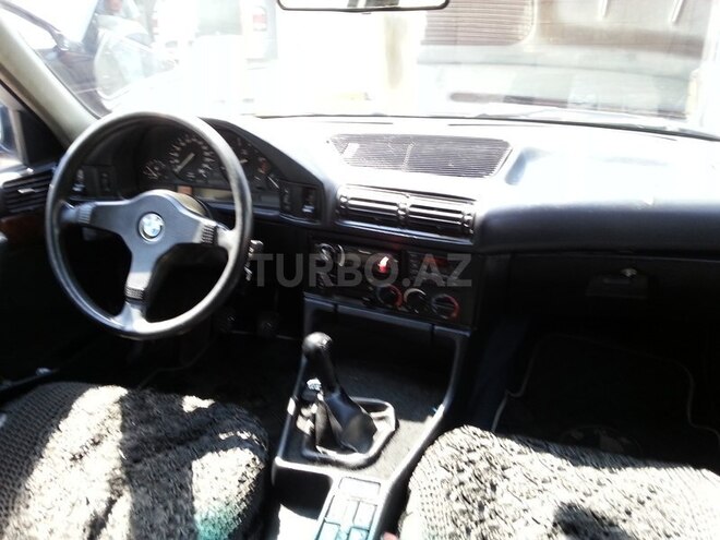 BMW 525 1992, 240,000 km - 2.5 l - Bakı